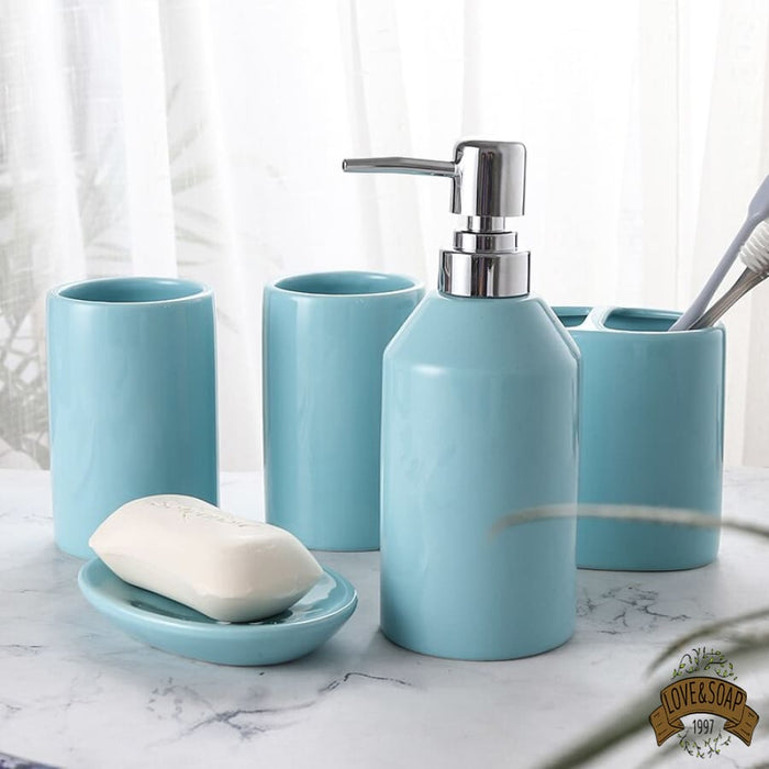 Ensemble d'accessoires de salle de bain 5 pièces chaleureux — Love&Soap